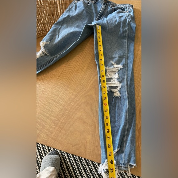 American Eagle| AE Mom Jean, Distressed Style, Size 2••• - Picture 10 of 12